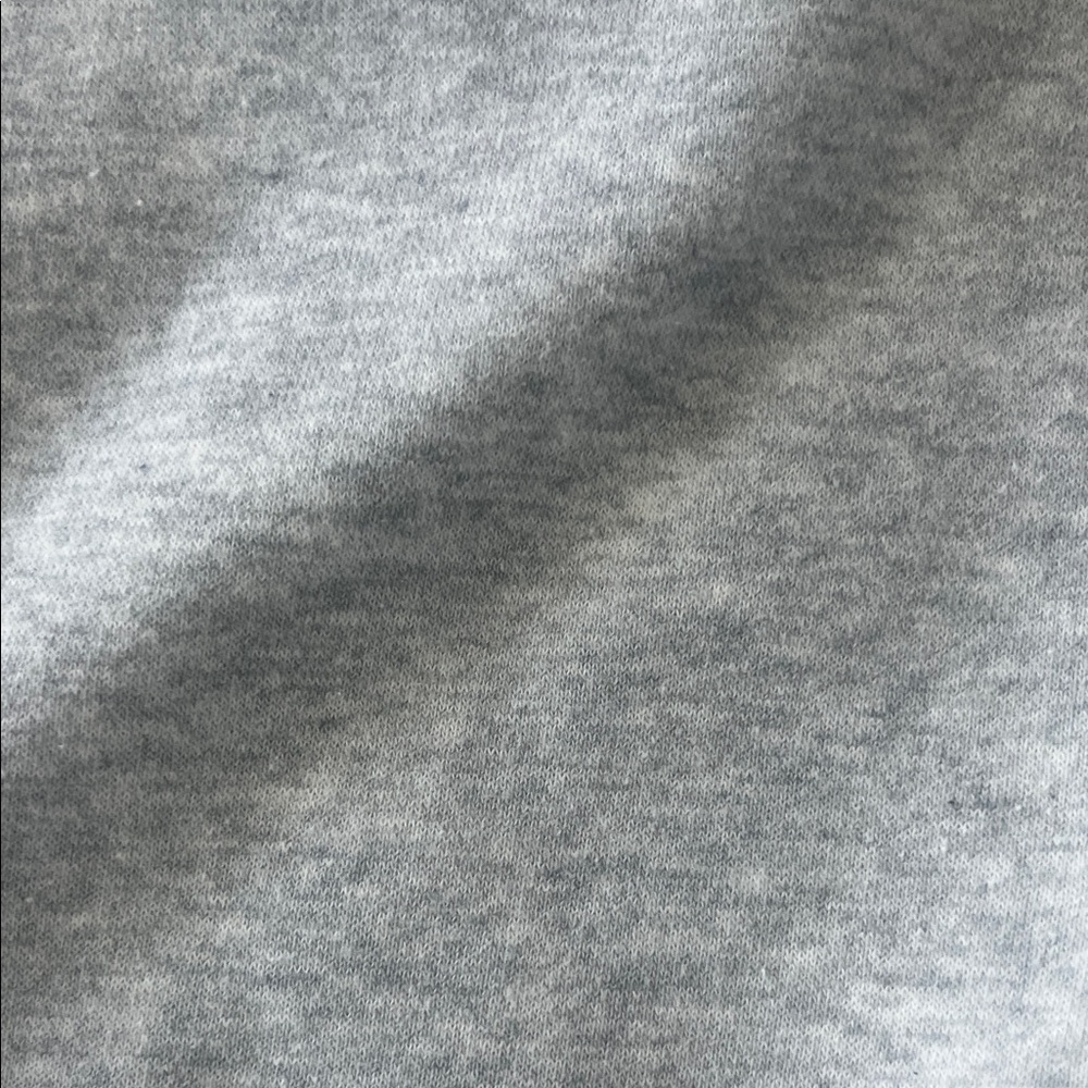 Men’s XXL Nike Gray Crewneck Sweatshirt with Blue STATES Graphic - Picture 11 of 12